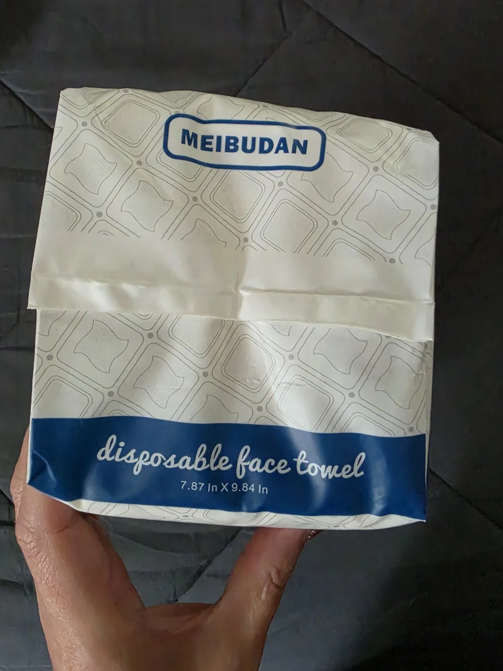 Disposable Face Towels - White (80 Count)